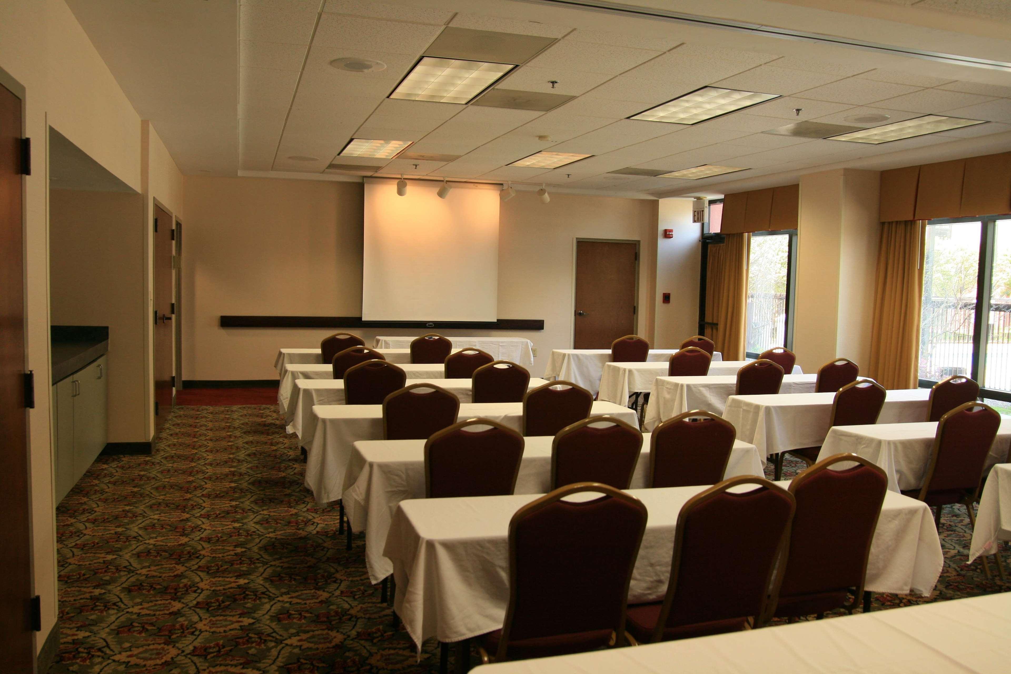 Hampton Inn New Bern Exteriör bild