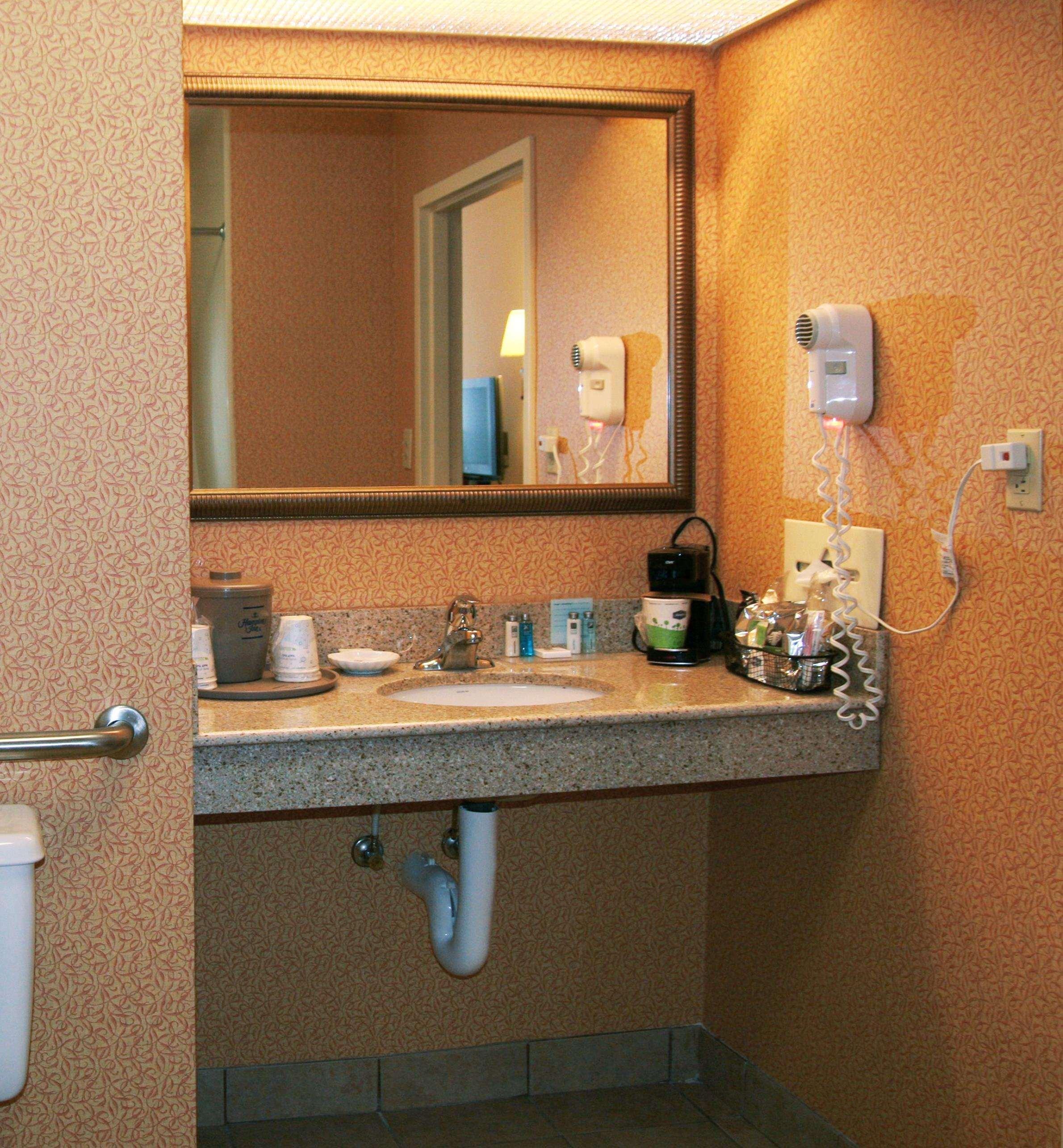 Hampton Inn New Bern Exteriör bild