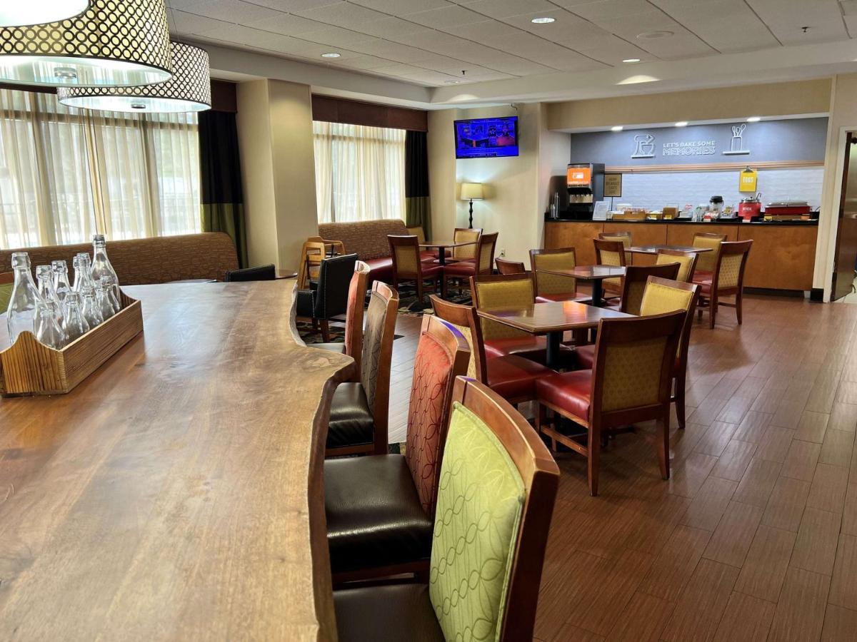 Hampton Inn New Bern Exteriör bild
