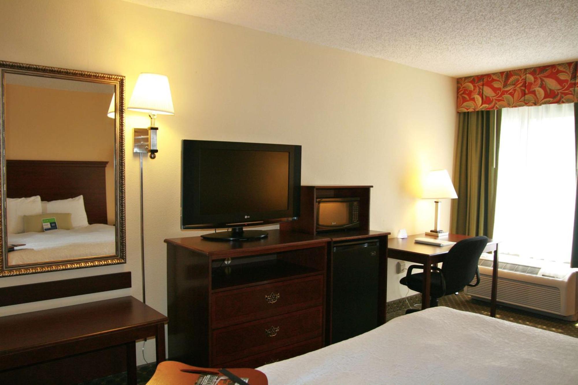 Hampton Inn New Bern Exteriör bild